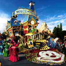 Disney World Main Street Parade